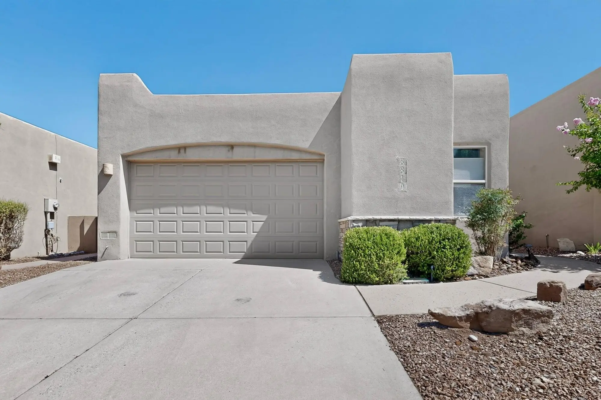8819 Desert Finch Lane NE