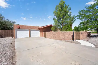 4102 Leon Grande Avenue SE, Rio Rancho
