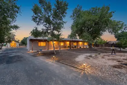13 Vista De Las Cruces Road, Los Lunas