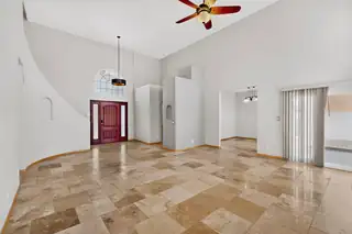 10524 Calle Sombra NW 