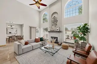10524 Calle Sombra NW 