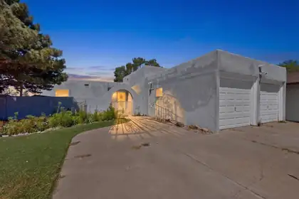 1709 Kirby Street NE, Albuquerque