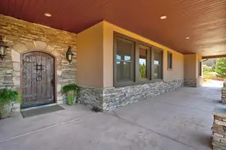 17 Turquoise Drive 