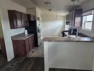 7 Capitan Street 