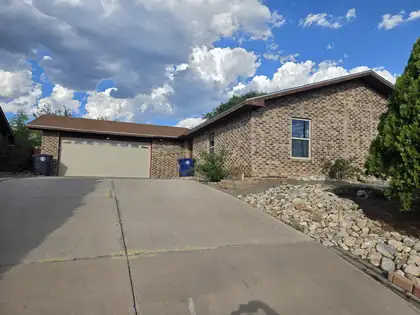 824 Landman Drive NE, Albuquerque