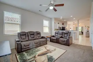 2227 Vista De Colinas Drive SE 