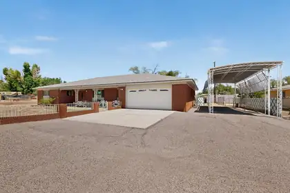 407 C De Baca Lane NW, Albuquerque