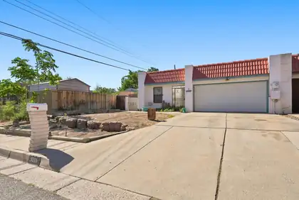 3016 Cutler Avenue NE, Albuquerque