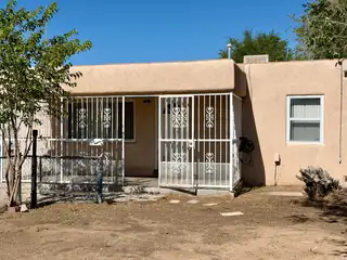 821 Ortiz Drive SE 