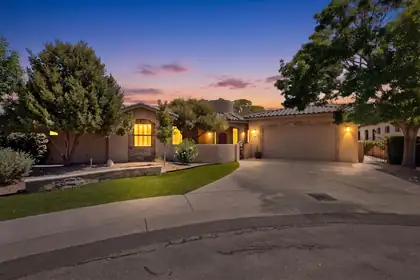 236 Anna Maria Place SW, Albuquerque