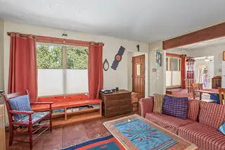 990 Calle Katarina 