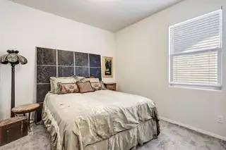 4293 Crowned Eagle Loop NE 