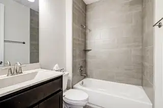 4293 Crowned Eagle Loop NE 