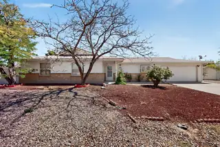 900 Peach Tree Road SE 