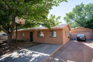 1142 Calle Palo Verde 