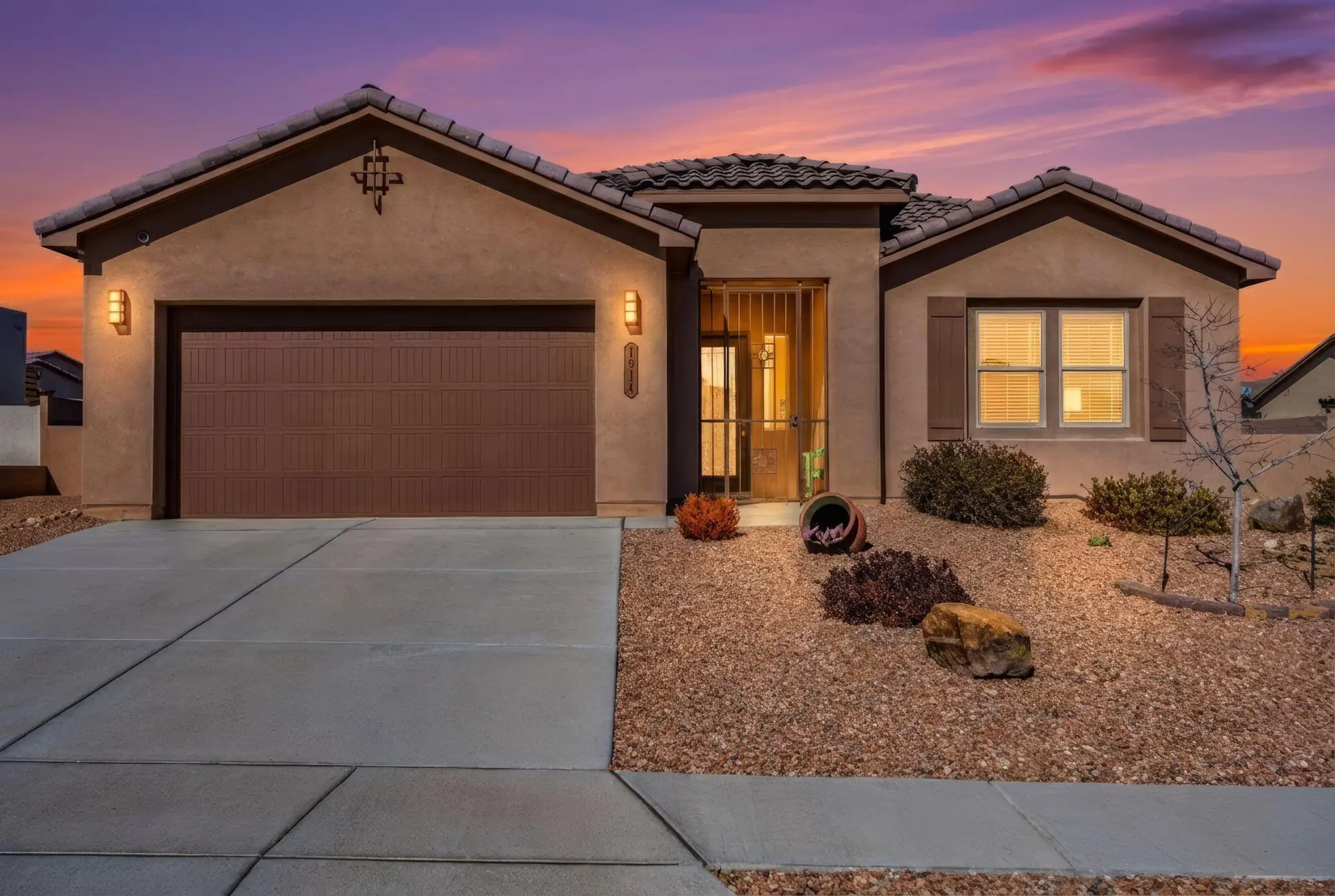 1914 Castle Peak Loop NE