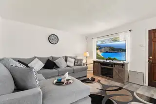 5944 Avenida La Barranca Place NW 