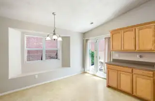806 Vargas Drive 