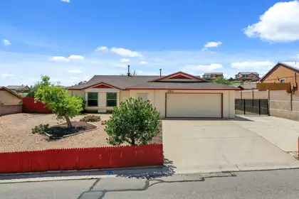 553 Christine Drive NE, Rio Rancho