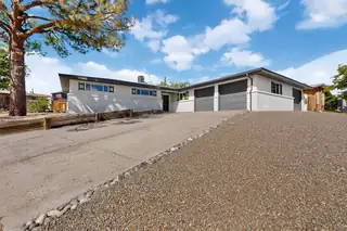 12701 Cloudview Avenue NE 