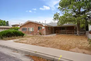 1419 Solano Drive NE 