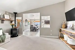 2505 Twin Buttes Drive NE 