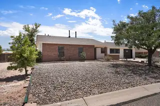 4980 Zirconia Drive NE 