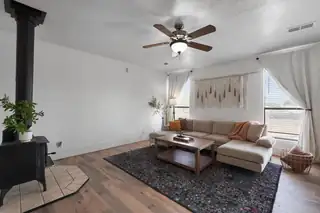 4980 Zirconia Drive NE 