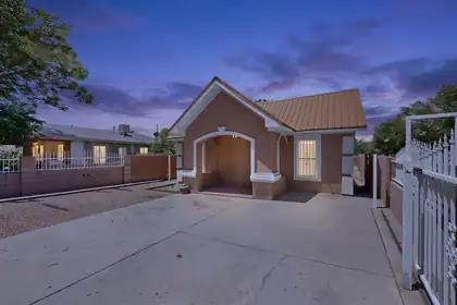 1835 Broadway Boulevard SE, Albuquerque