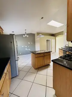 2417 Manzano Loop NE 