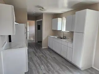 338 Thurston Lane 