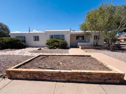 700 Dakota Street SE, Albuquerque
