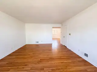 700 Dakota Street SE 