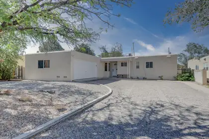 7716 McKnight Avenue NE, Albuquerque