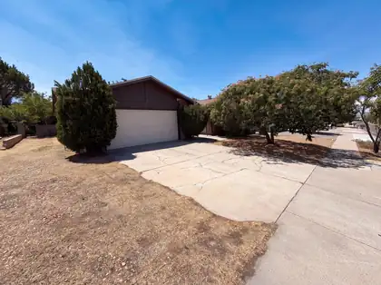 6908 Welton Drive NE, Albuquerque