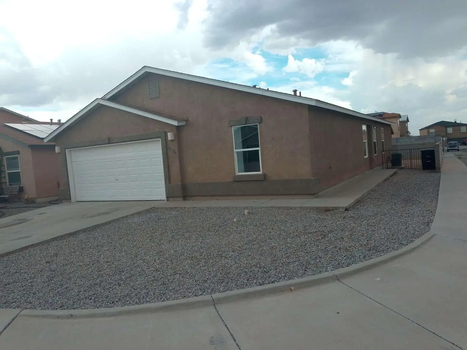 10136 High Range Road SW