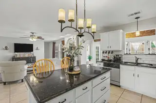 10232 Ventana Hills Road NW 