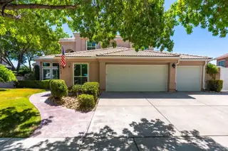 6912 Red Sky Road NE 