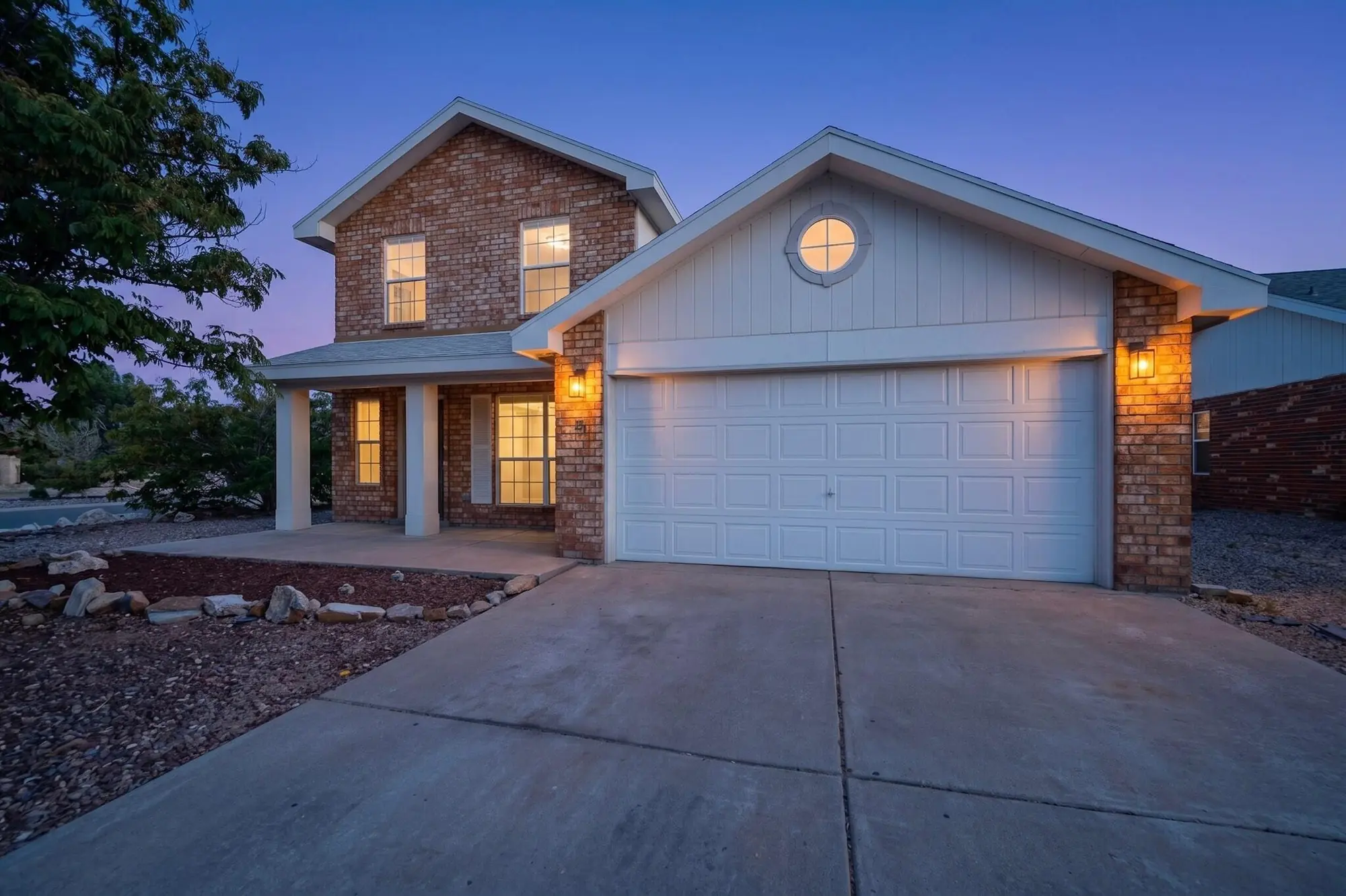 16 Cliffrose Trail