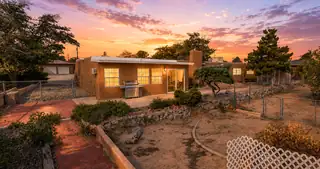 10128 Paseo Del Norte NW 