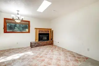 612 Green Valley Drive SE 