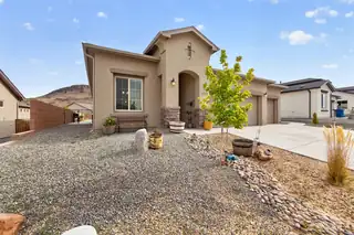 4709 Manzano Peak Street SW 