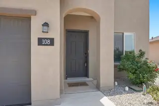 108 Hue Street SW 