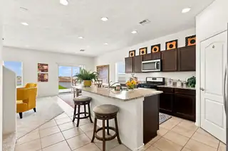 108 Hue Street SW 