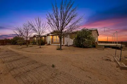 1014 25th Street SW, Albuquerque