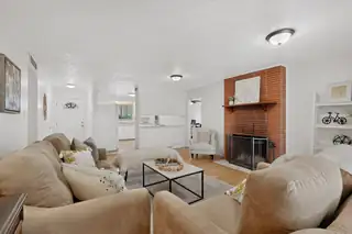 1809 Cornell Drive SE 