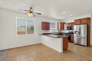 3924 Desert Pinon Drive NE 
