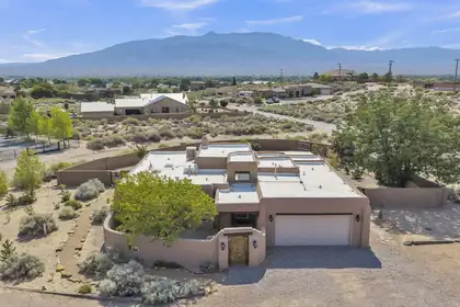 5724 Rio Mimbres Road NE, Rio Rancho
