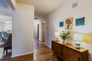 507 Alvarado Drive NE 