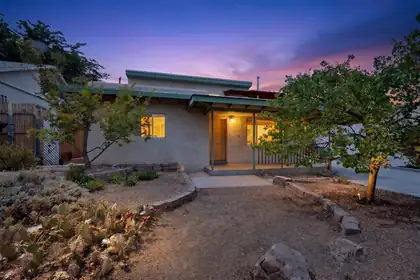 2738 San Joaquin Avenue SE, Albuquerque
